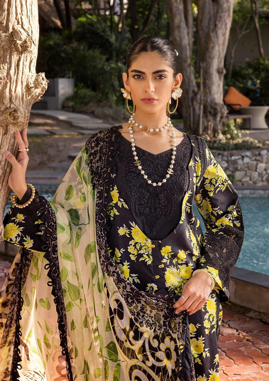 Printed & Embroidered Lawn Suit (Chiffon Dupatta)