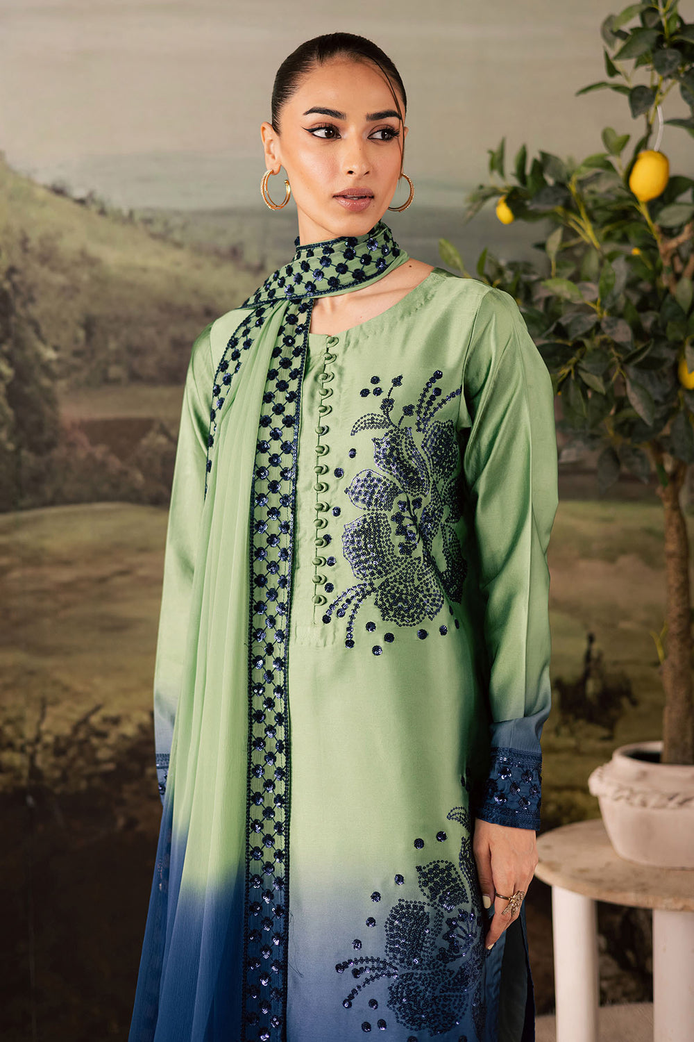 Nureh Tiny Twinkles Luxury Silk Collection
