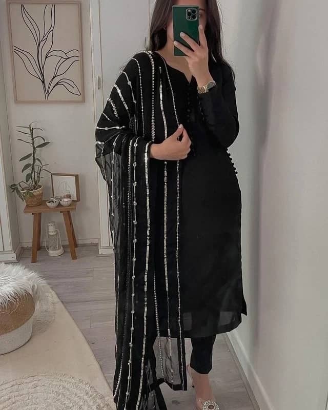 Designer Fancy Wrinkled Delta Fabric Top And Dupatta With Lace Work Umbrella Plazo Fit