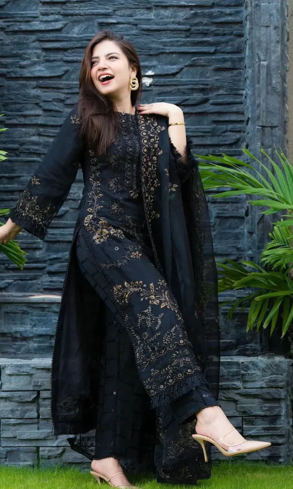 WINTER COLLECTION '25 – ANGAN | Embroidered Dhanak stitched 3PC