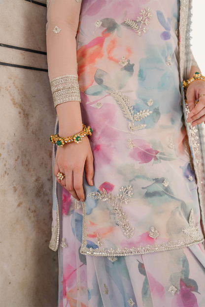 Iznik Multi Luxury Lawn Embroidered 3 Piece Suit