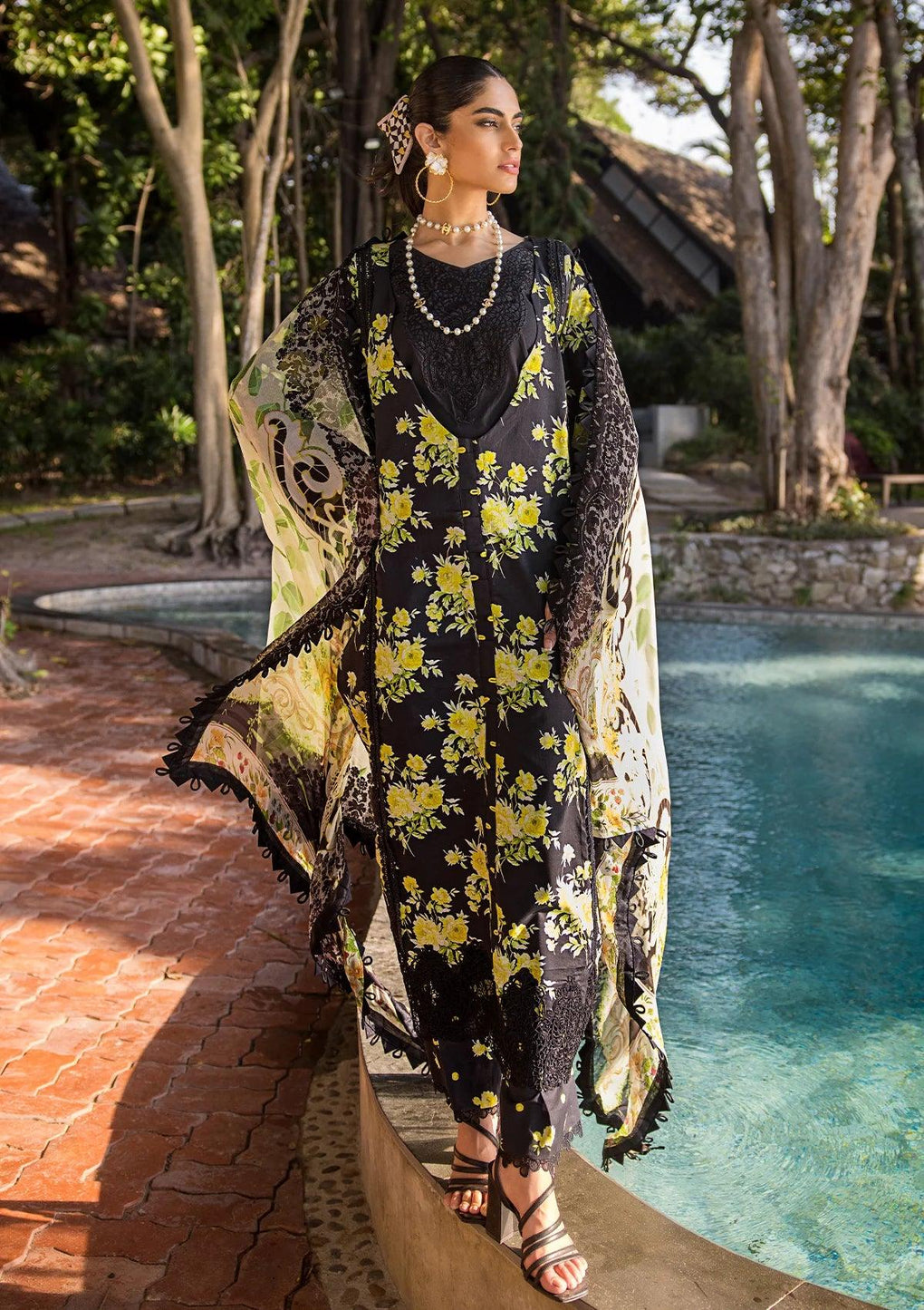 Printed & Embroidered Lawn Suit (Chiffon Dupatta)