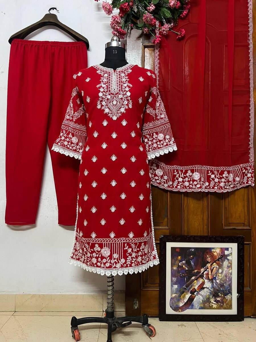 ATTRACTIVE GEORGETTE EMBROIDERY THREAD WORK TOP BOTTOM WITH DUPATTA RED