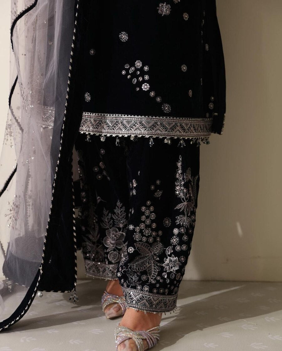 ATTRACTIVE VELVET EMBROIDERY WORK TOP BOTTOM WITH DUPATTA NAVY BLUE