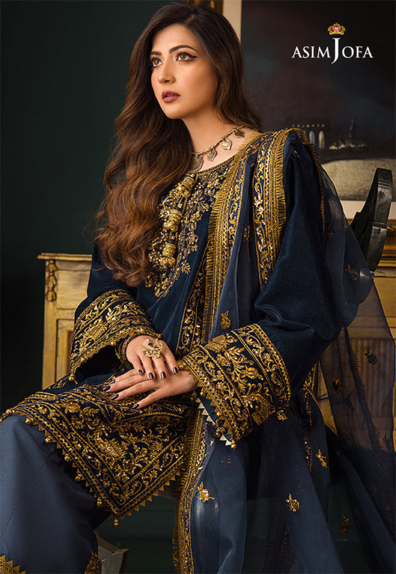 Asim Jofa Velvet Collection | Blue & Green Embroidered 3-Piece Suit | Master Replica