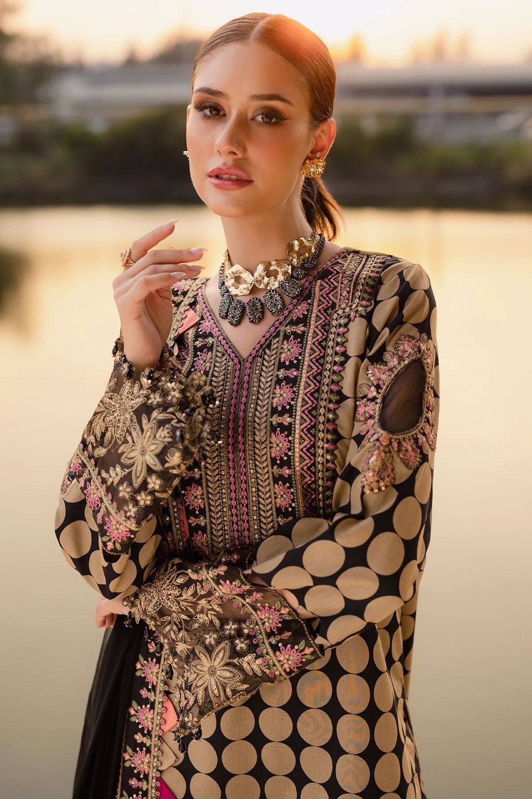 3 Piece Embroidered Lawn Suit with Chiffon Dupatta