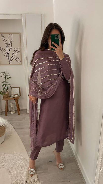 Designer Fancy Wrinkled Delta Fabric Top And Dupatta With Lace Work Umbrella Plazo Fit